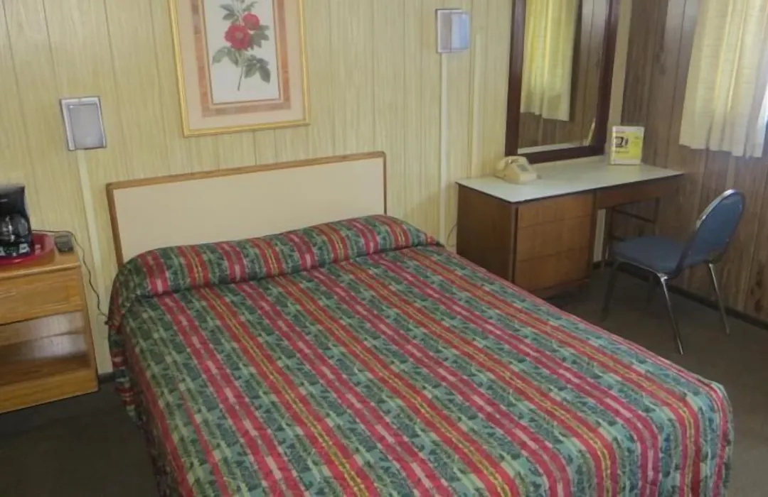Prairie Motel-1