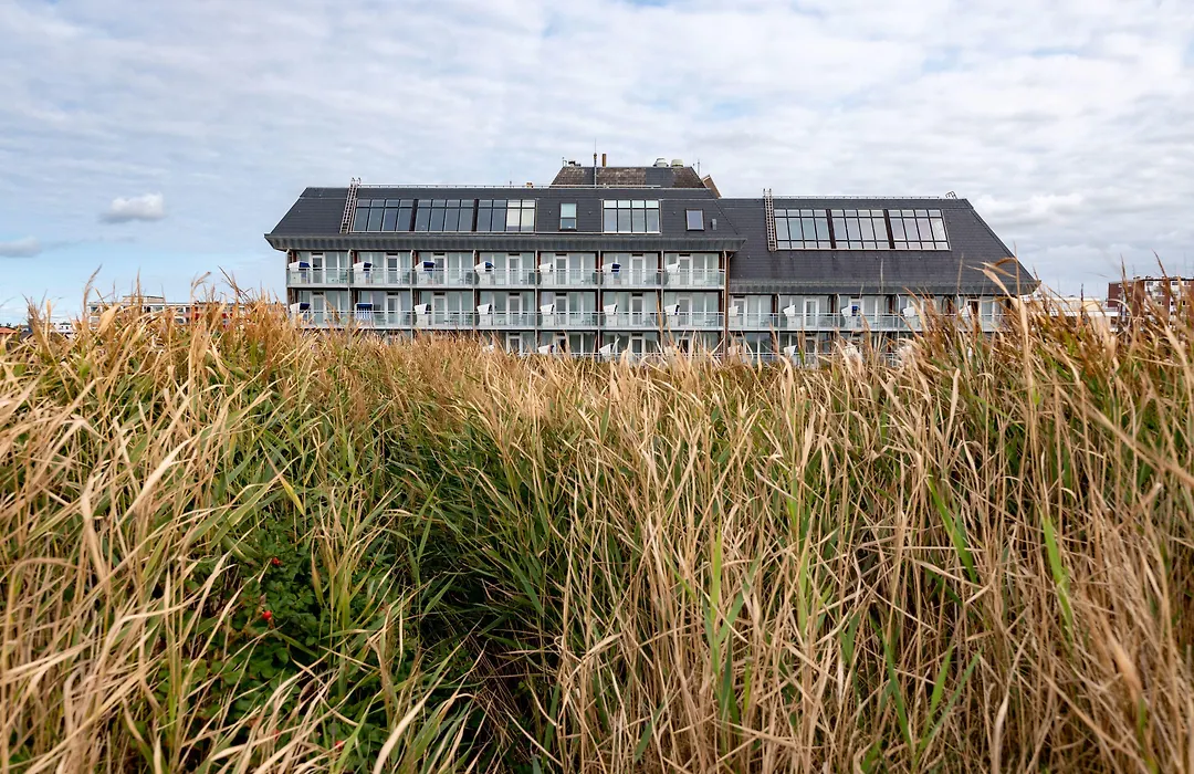 Wyn. Strandhotel Sylt-1