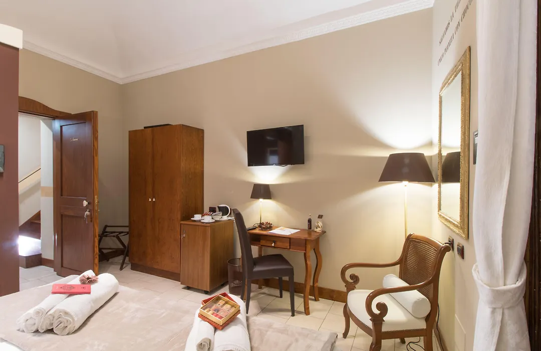 Oro Hotel-1