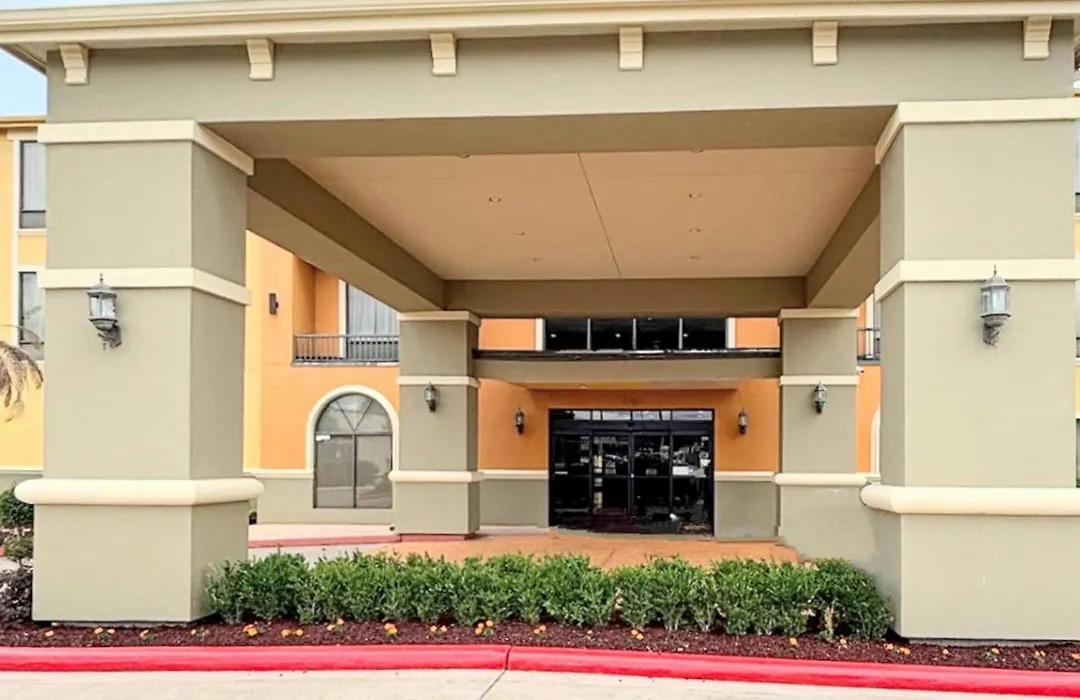 Comfort Suites Westchase Houston Energy Corridor-1