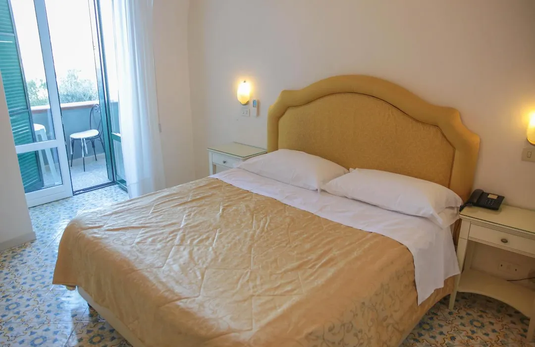 Hotel La Badia-1