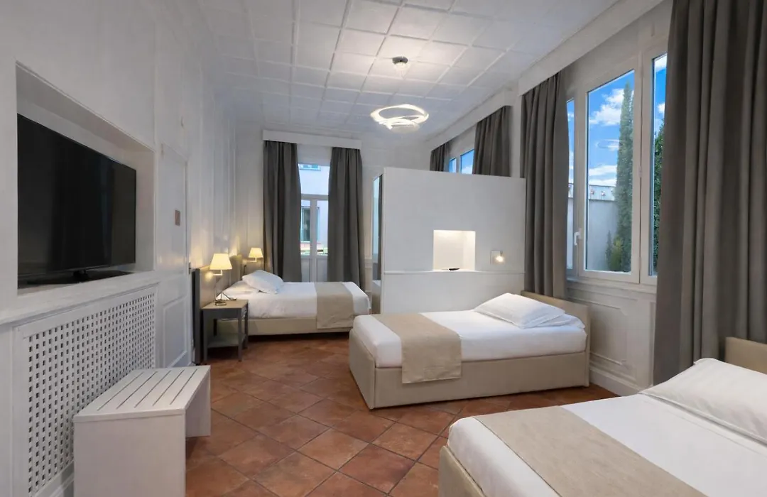 Aenea Inn-1