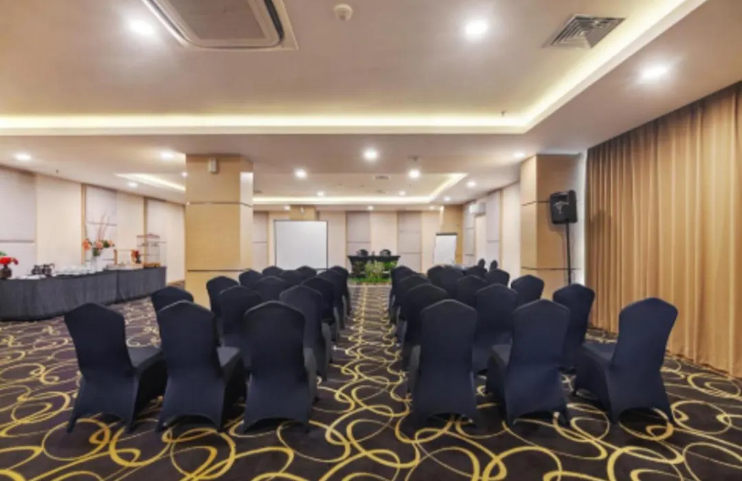 Quest Hotel Darmo - Surabaya By Aston-1
