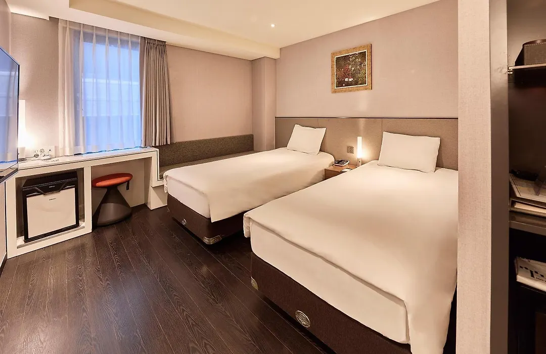 Hotel Thomas Myeongdong-1