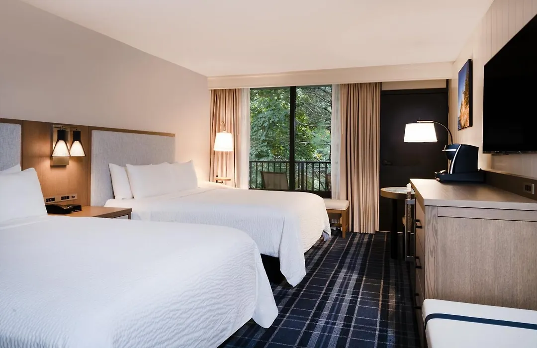 Holiday Inn Bar Harbor Regency Hotel By Ihg-1