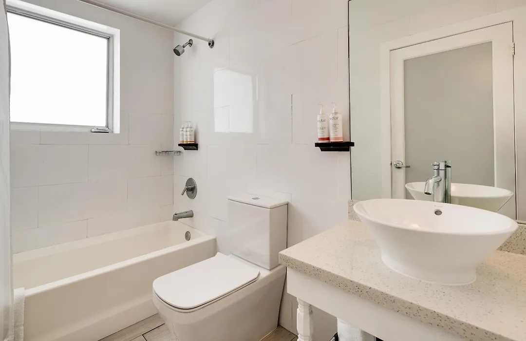 Waterside Hotel And Suites-1