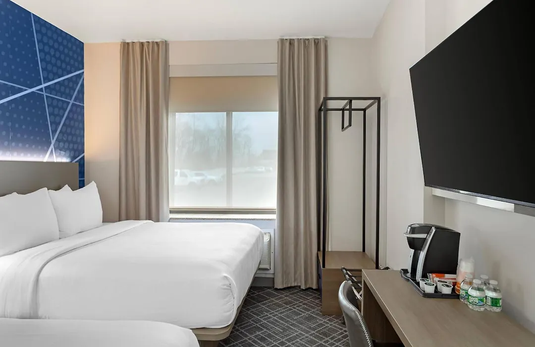 Comfort Inn Staten Island-1
