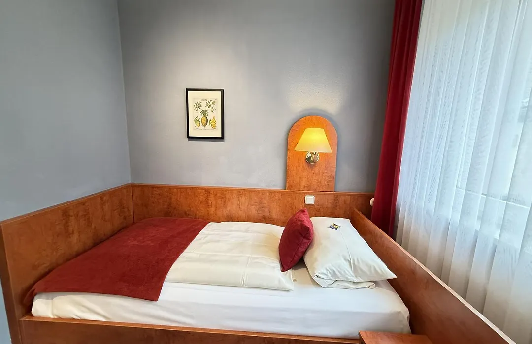 Hotel West An Der Bockenheimer Warte-1