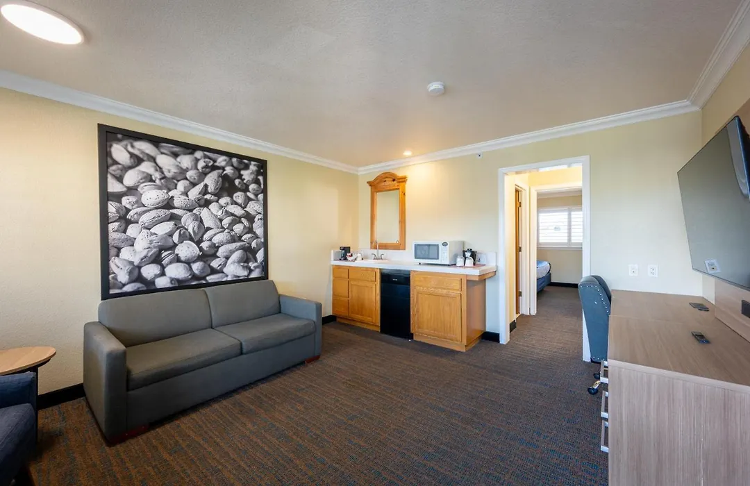 Cayucos Beach Inn-1