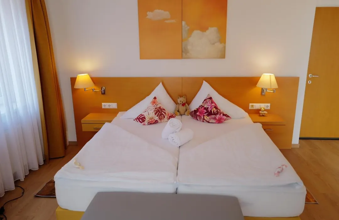 Motel55 - nettes Hotel mit Self Check-In in Villach, Warmbad-1