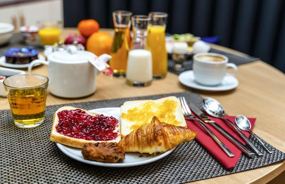 Ibis Styles Zurich City Center-1