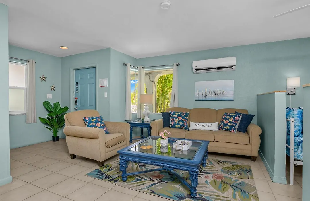 Latitude 26 Waterfront Boutique Resort - Fort Myers Beach-1