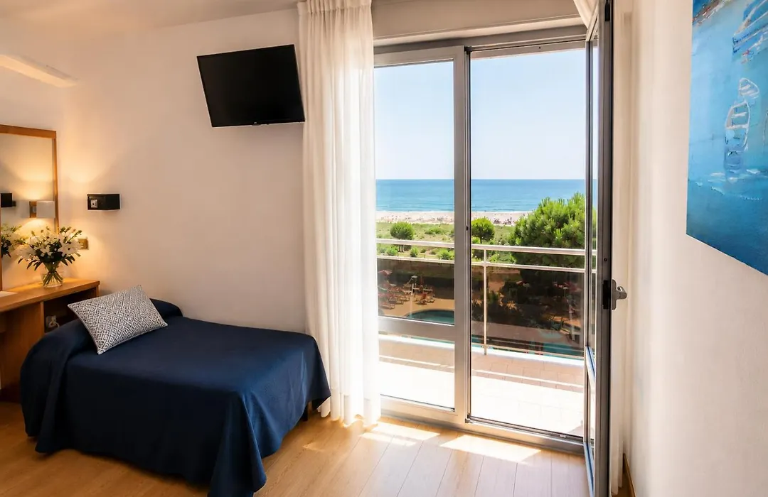 Hotel Bertha Fronte Mare-1