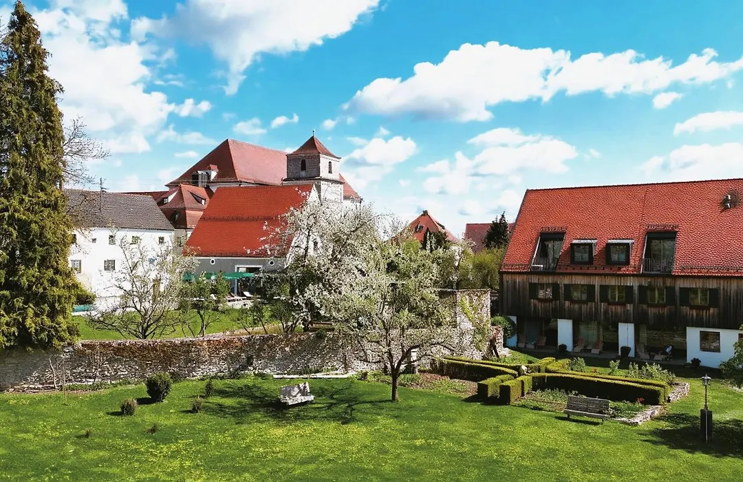 Romantik Hotel Zum Klosterbräu-1