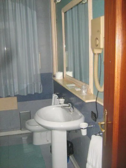 Motel Forum-1