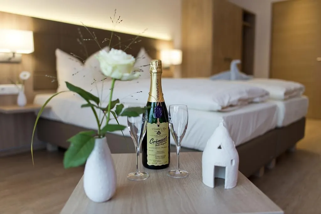 Landhotel im Klostereck Strubel-Roos-1