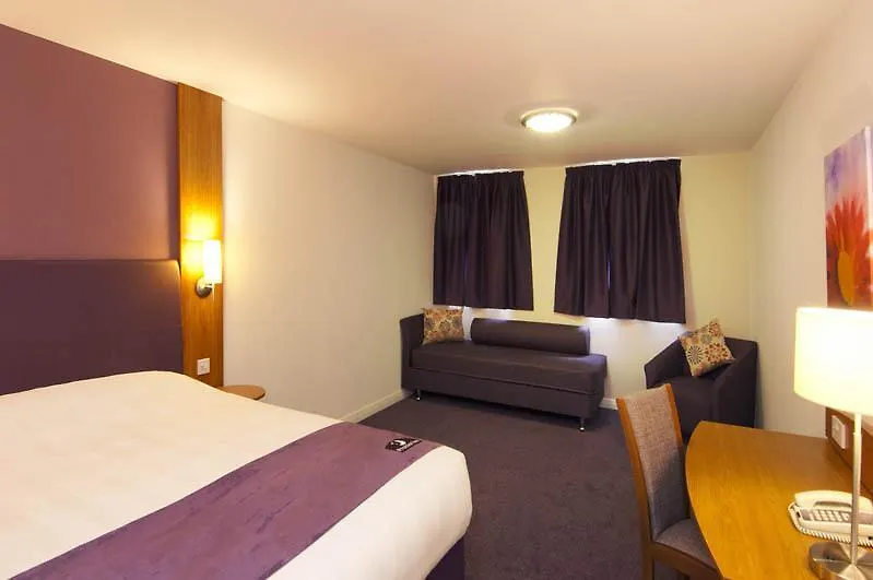 Premier Inn Bournemouth Central-1