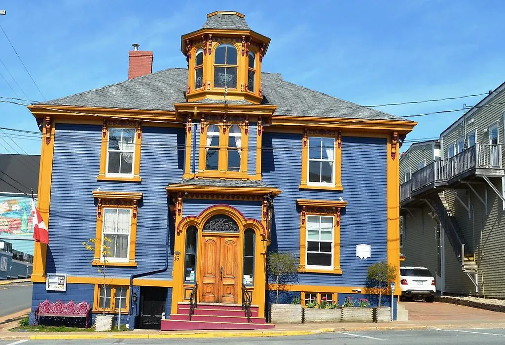 The Mariner King Inn-1