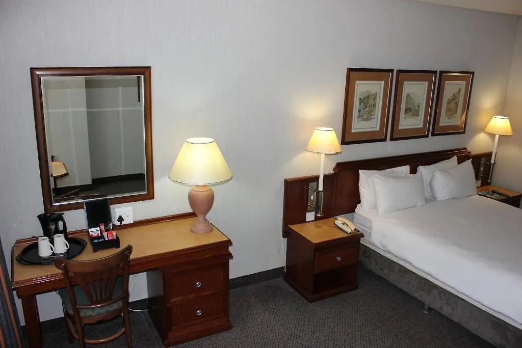 Hotel On St Georges-1