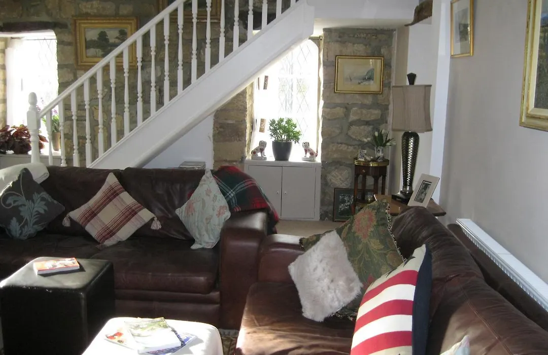 Teardrop Cottage-1