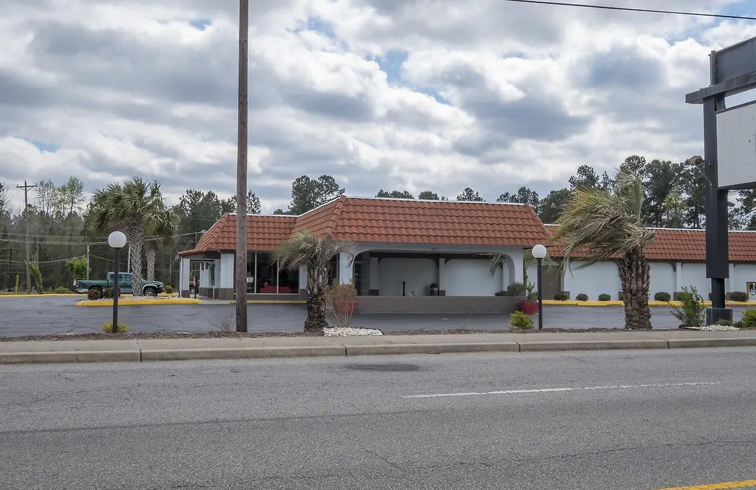 Ramada By Wyndham Walterboro-1