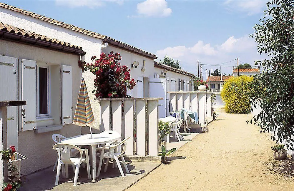 Lagrange Vacances Les Maisons de Saint Georges-1
