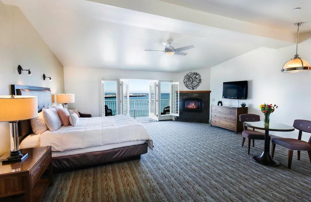 Sea & Sand Inn-1
