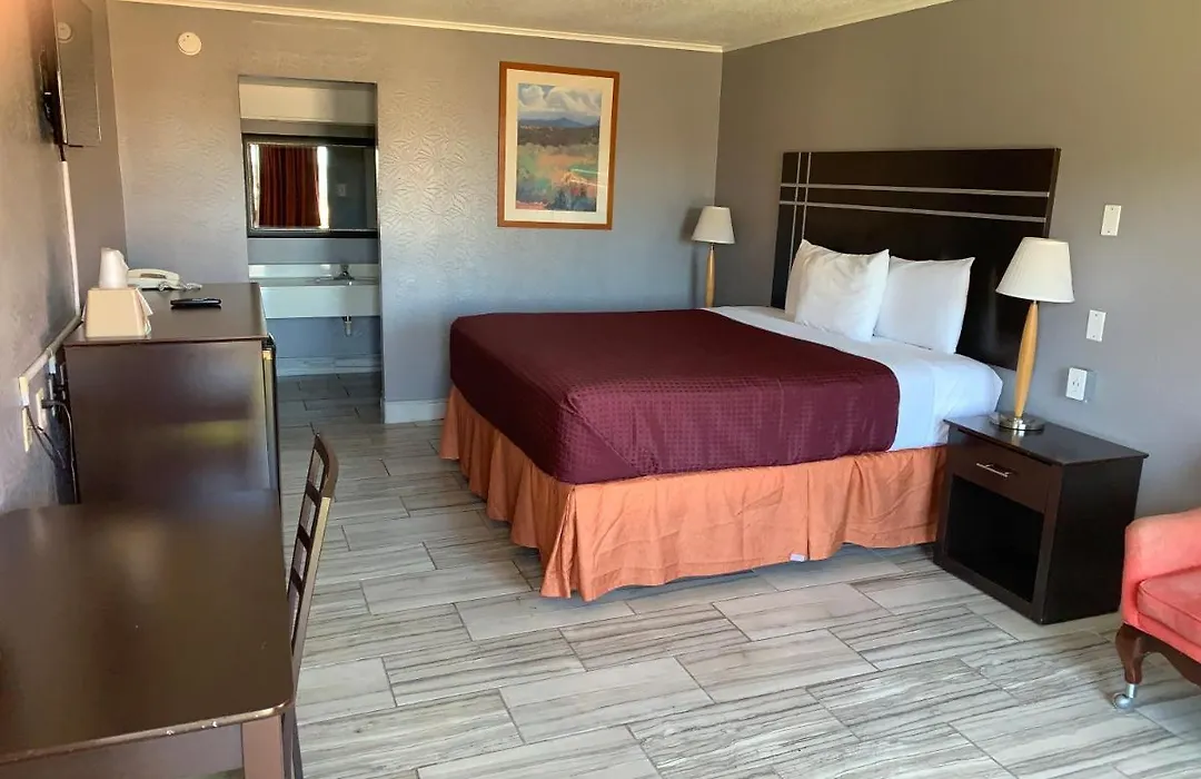 Executive Inn-1