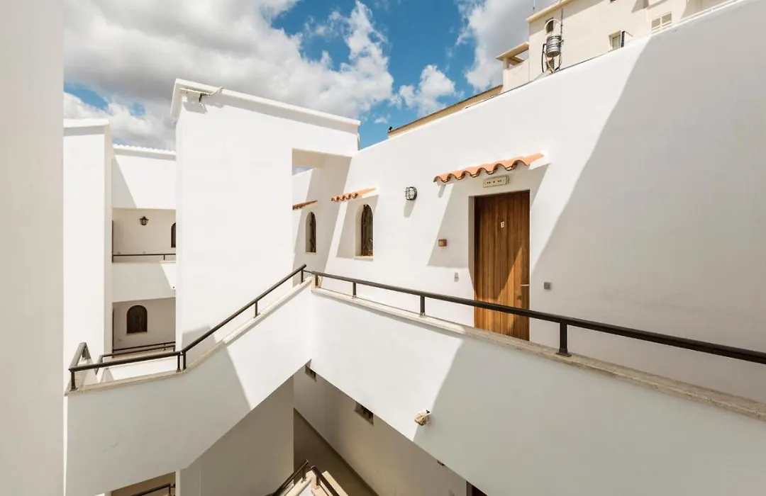 Residence by G Bella Maria-1