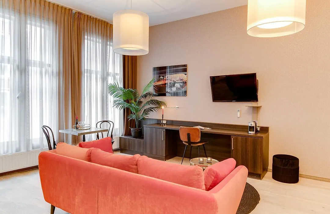 Brasss Hotel Suites-1