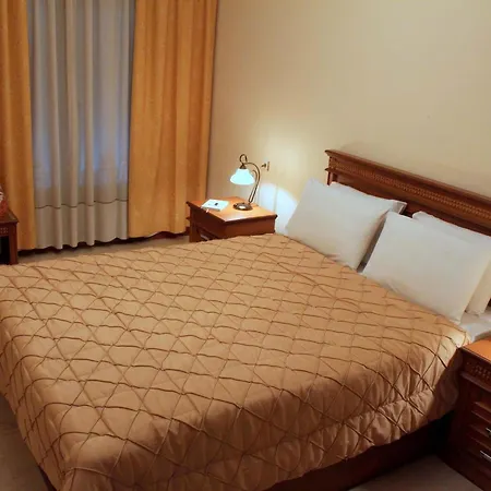 Famissi Hotel-2