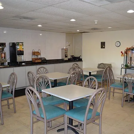 Americas Best Value Inn - Omaha-3