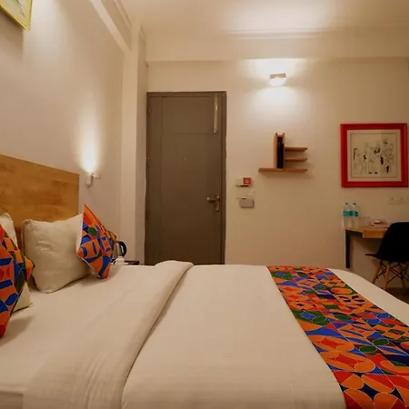 Fabhotel The Glory-2