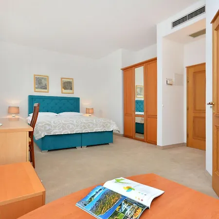 Hotel Adriana-2