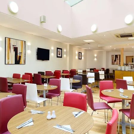 Travelodge London Central City Road-2