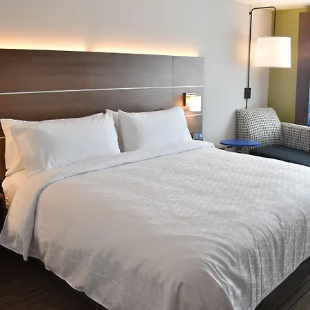 Holiday Inn Express & Suites - Boston South - Randolph By Ihg-3