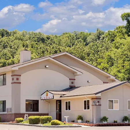 Super 8 By Wyndham Elkins-3