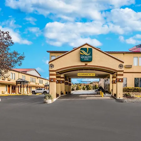 Quality Inn Ozona I-10-2