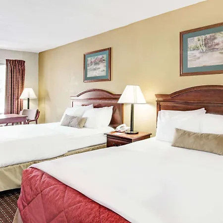 Ramada By Wyndham Walterboro-3