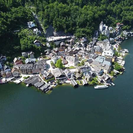 B&B Hallstatt Lake OBERTRAUN self check in-2