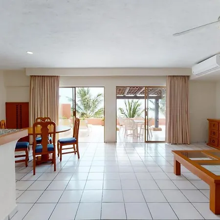Park Royal Homestay Los Tules Puerto Vallarta-3