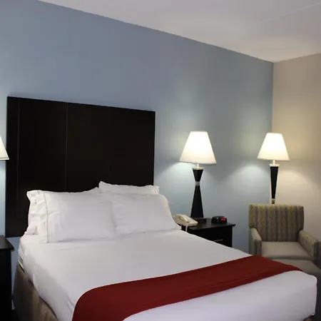 Holiday Inn Express Forsyth By Ihg-2