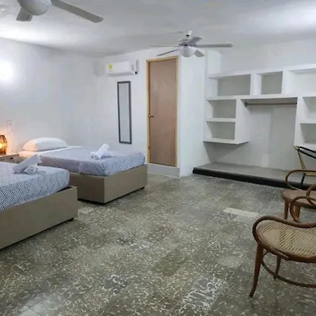 Hotel M4 Económico Estándar-2