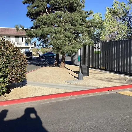Motel 6-Reno, Nv - Livestock Events Center-2