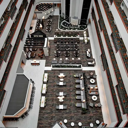 Embassy Suites Little Rock-2