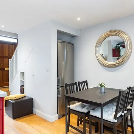 Central Location 2 Bedroom 2 Bathroom Fast Wifi-2