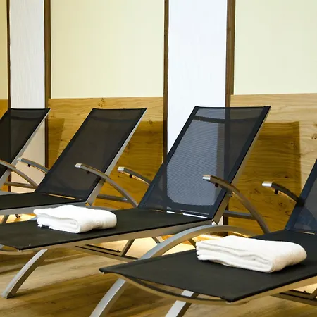 Hotel Garni Arosa-3