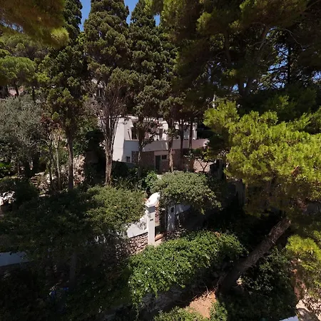 Casa Schiattarella Capri-3