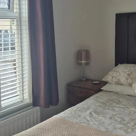 Tregarthen - Adult Only-3