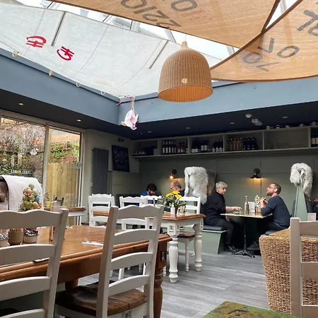 The Lemon Leaf Café Bar&Townhouse-3